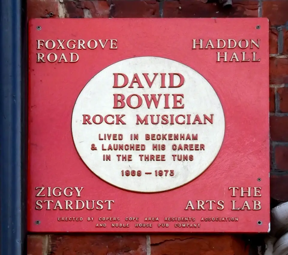 David Bowie plaque outside the former Three Tuns pub